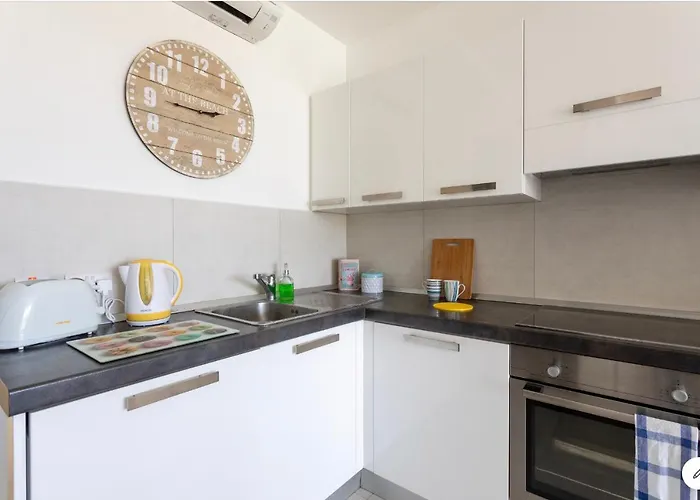 Seafront * Mellieħa