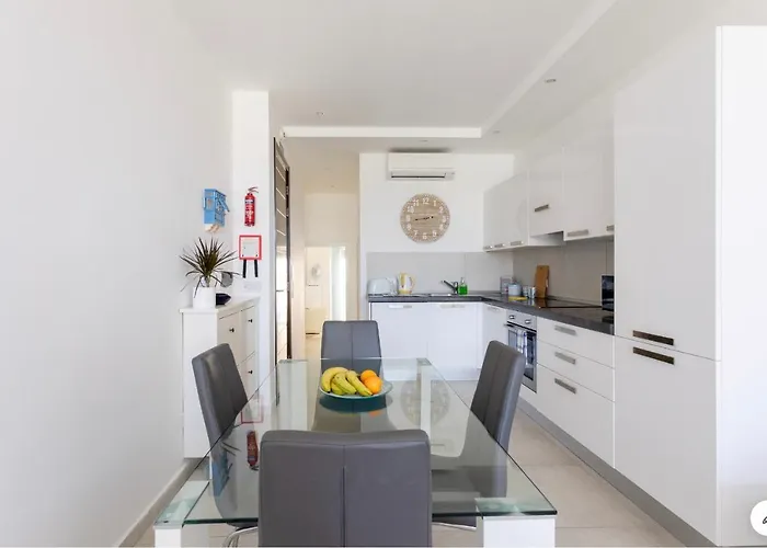 Daire Seafront Mellieħa