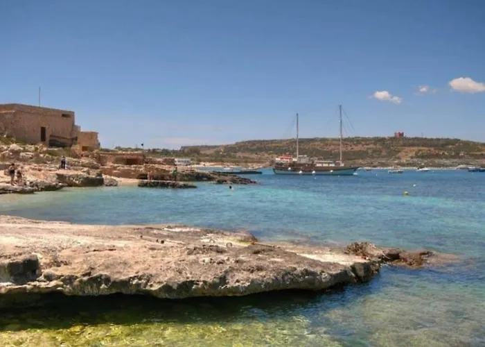 Seafront Daire Mellieħa